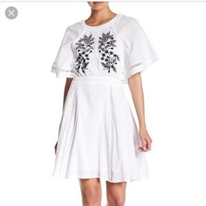 Nanette Lenore brilliant white dress size 6 NWT